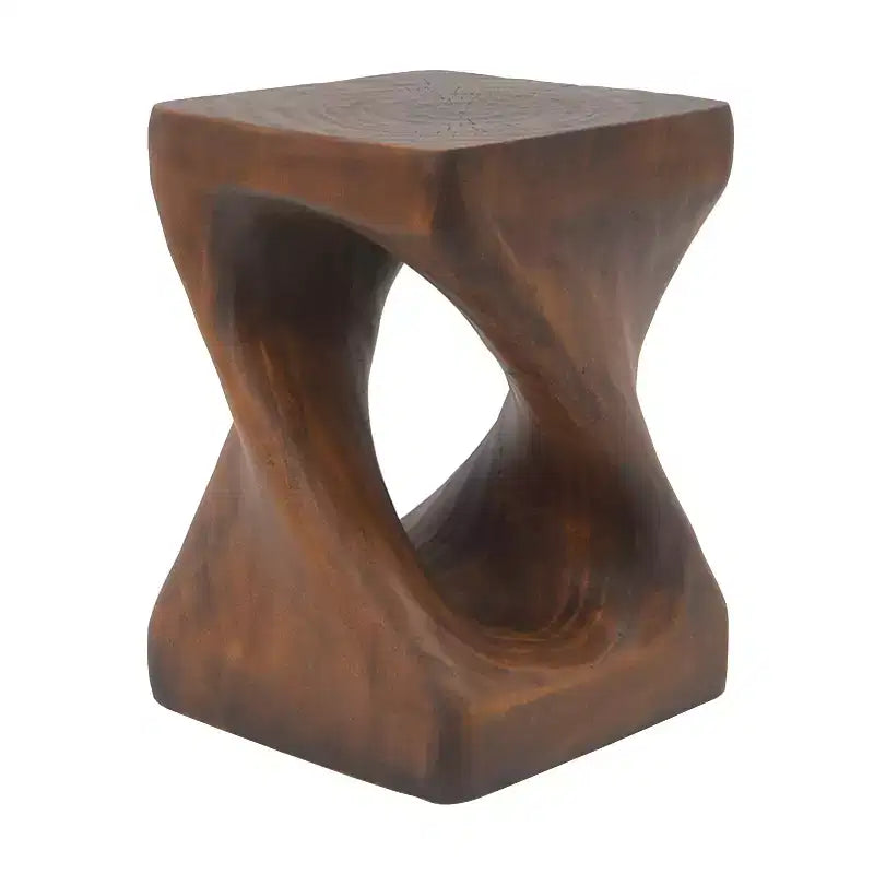 Table d'appoint d'extérieur en béton léger torsadée avec texture grain de bois