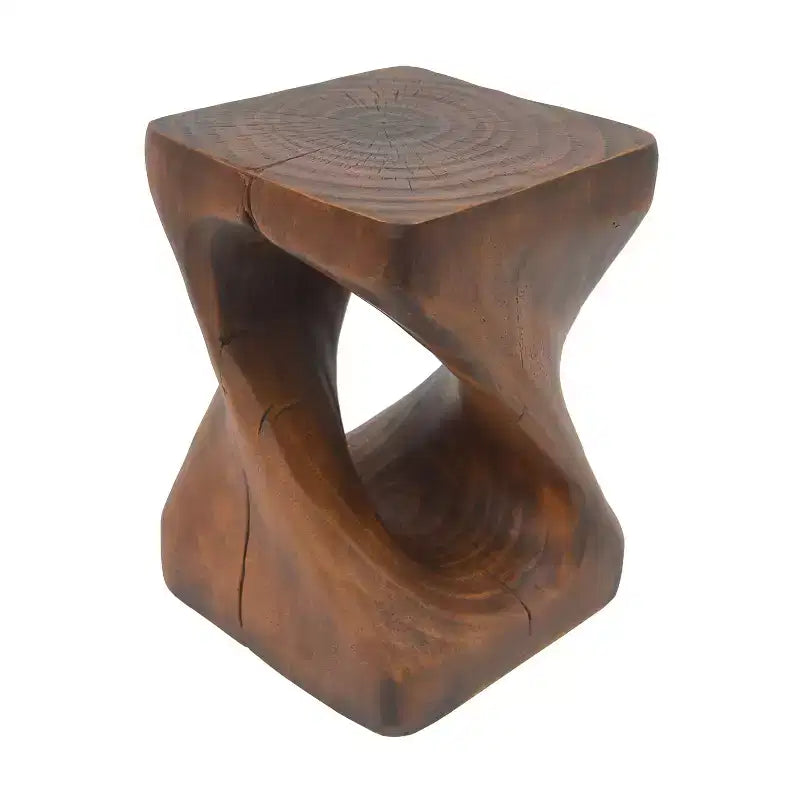 Table d'appoint d'extérieur en béton léger torsadée avec texture grain de bois
