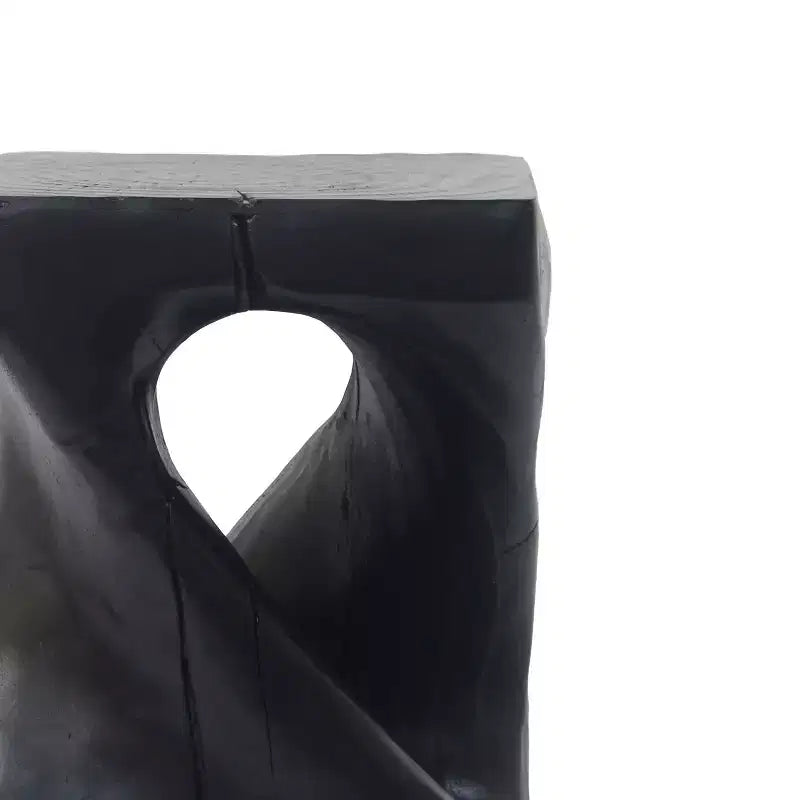 Table d'appoint d'extérieur en béton léger torsadée avec texture grain de bois