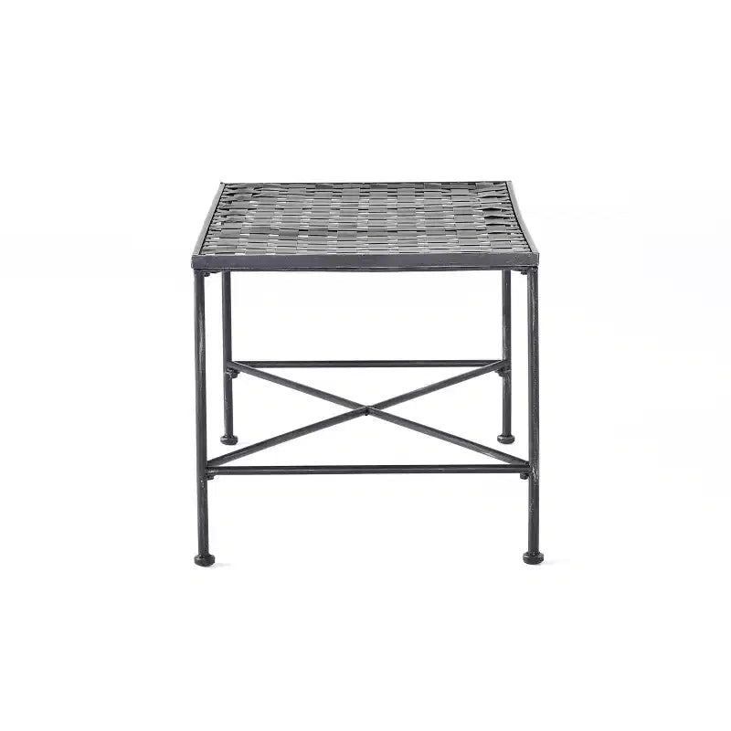 Table basse d'extérieur élégante en fer avec plateau en treillis métallique